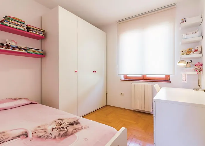 Cozy In With Wifi Pula