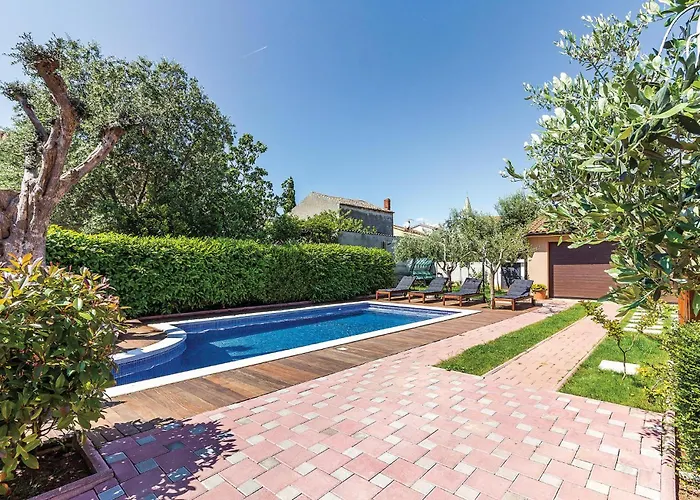 Dom wakacyjny Cozy In With Wifi Pula