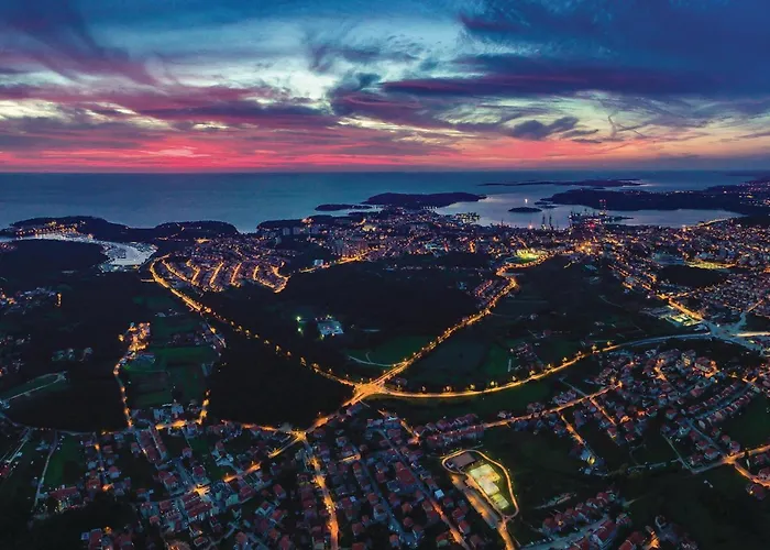 Holiday home Cozy In With Wifi Pula