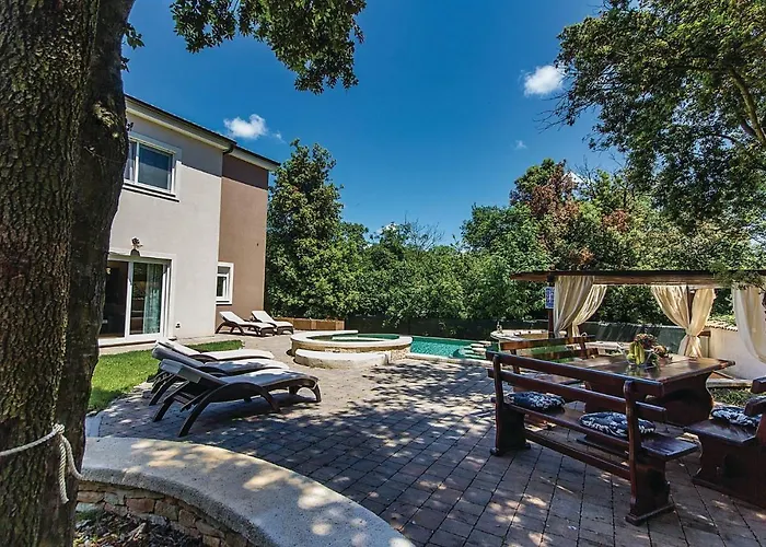 Cozy In With Wifi Holiday home Pula